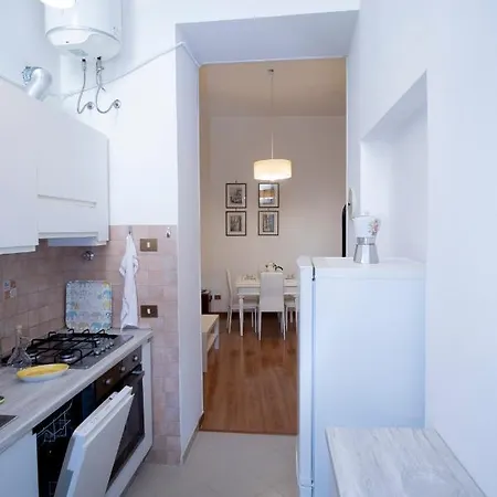 شقة Donna Rosaria House *