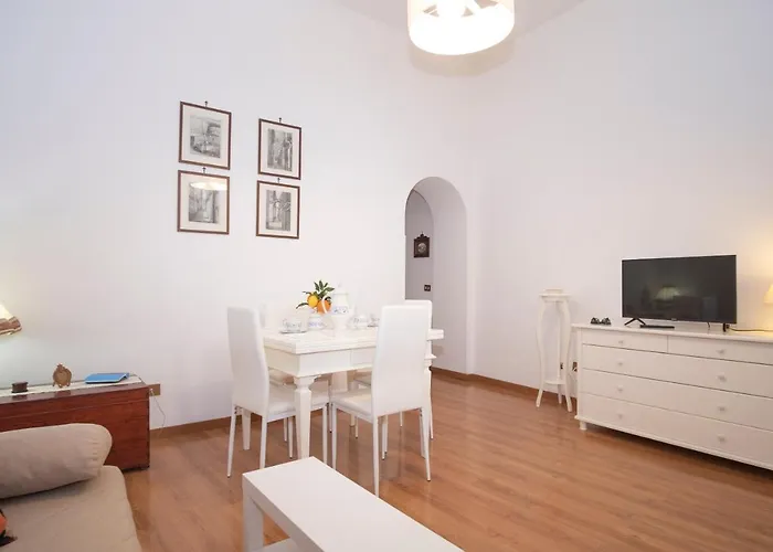 Donna Rosaria House Апартаменти